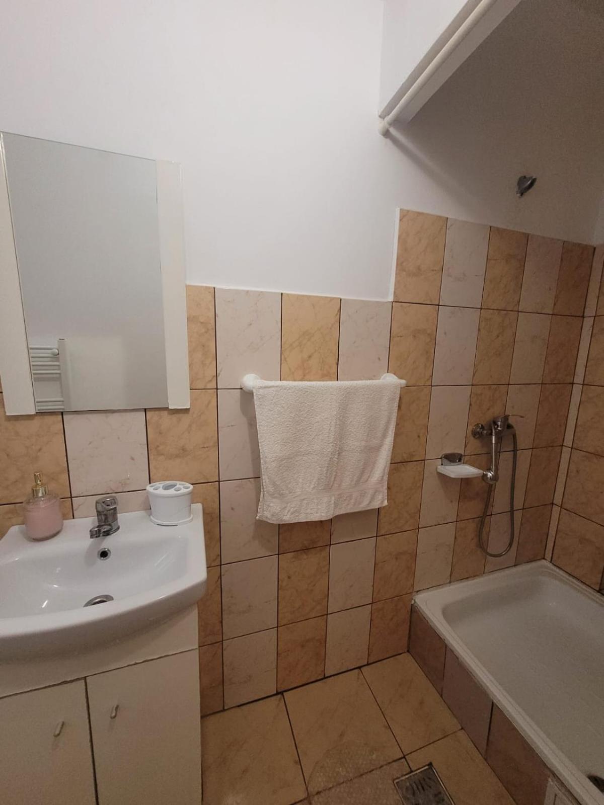 Cazare Eforie Nord, Plaja Acapulco, Garsoniere Four Studios, Bucatarie Comuna, Baie Proprie, Etaj 4, Fara Lift Exterior foto